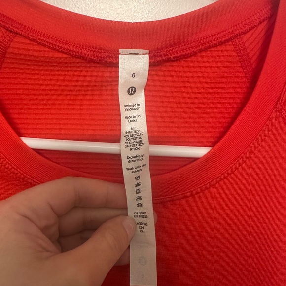 lululemon Swiftly Short Sleeve NWT - Picture 3 of 4